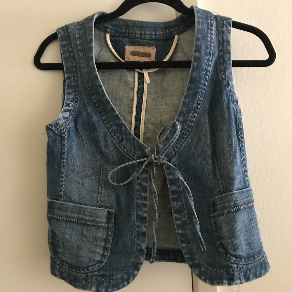 Free people denim vest size small